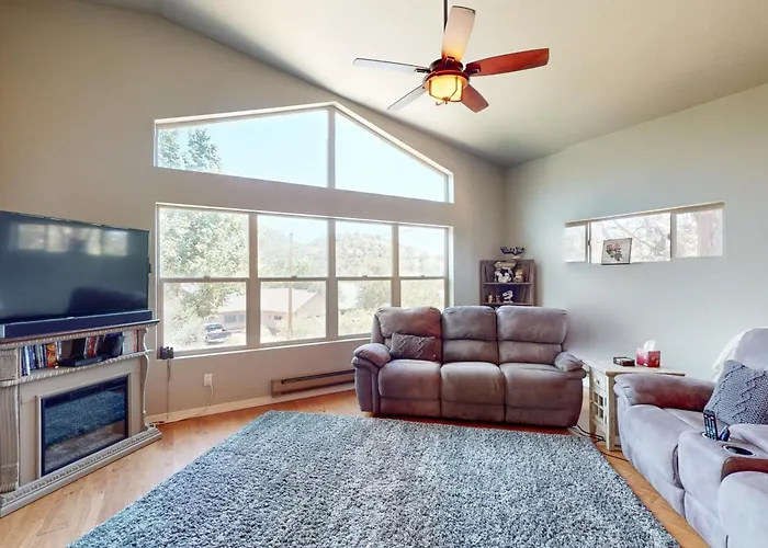 Holiday home Dog-friendly Retreat W/ Panoramic Views! *